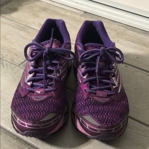 Mizuno wave prophecy 5 women’s size 7 sneakers
